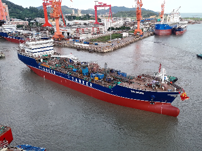 奮戰(zhàn)三季度丨馬尾造船18500DWT油化船（MW516-3/4）順利出塢